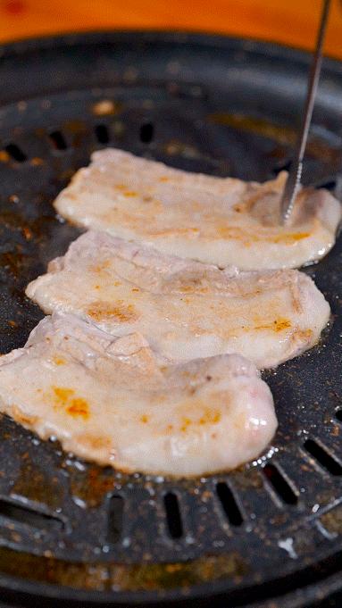 天河韩综同款「炭火烤肉」，一来就霸屏必吃榜