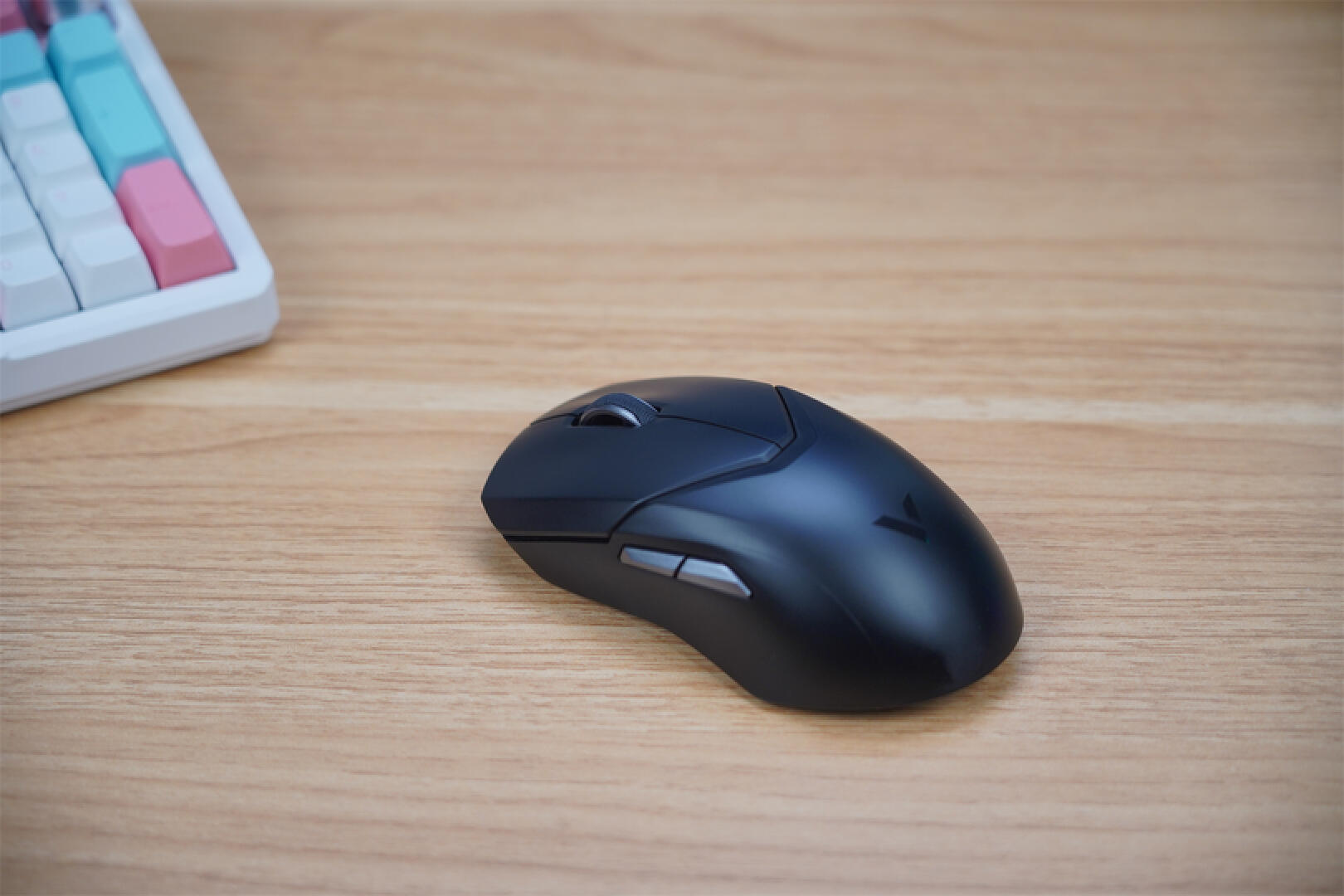 雷柏vt9鼠标,性价比高的轻量化鼠标