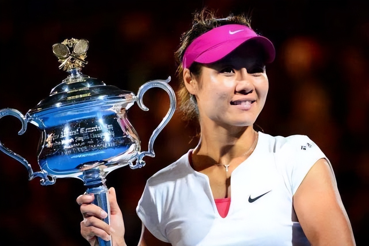 李娜背靠背闯入大满贯决赛,李娜获得硬地大满贯赛事