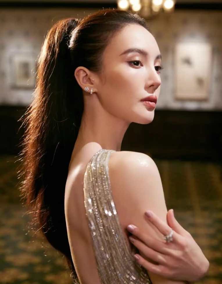 金晨被伤害的电视剧,金晨翻车现场版合集