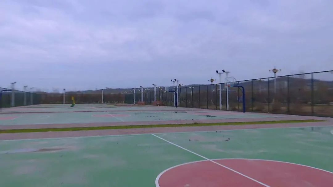 抚远体育场操场,抚远山边体育场