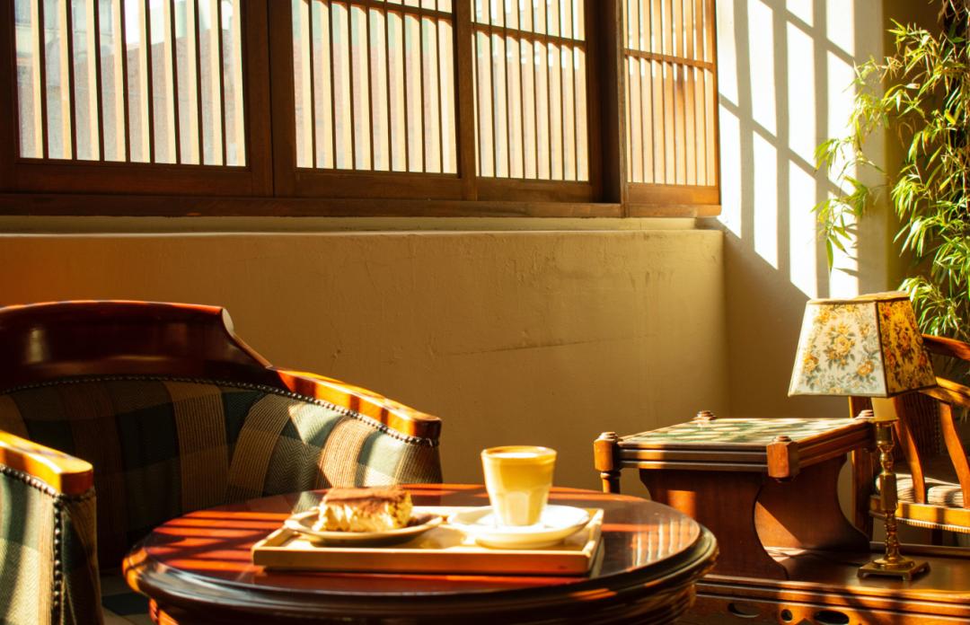 零基础开一家咖啡店多少时间回本,开一家咖啡店一年能赚多少钱