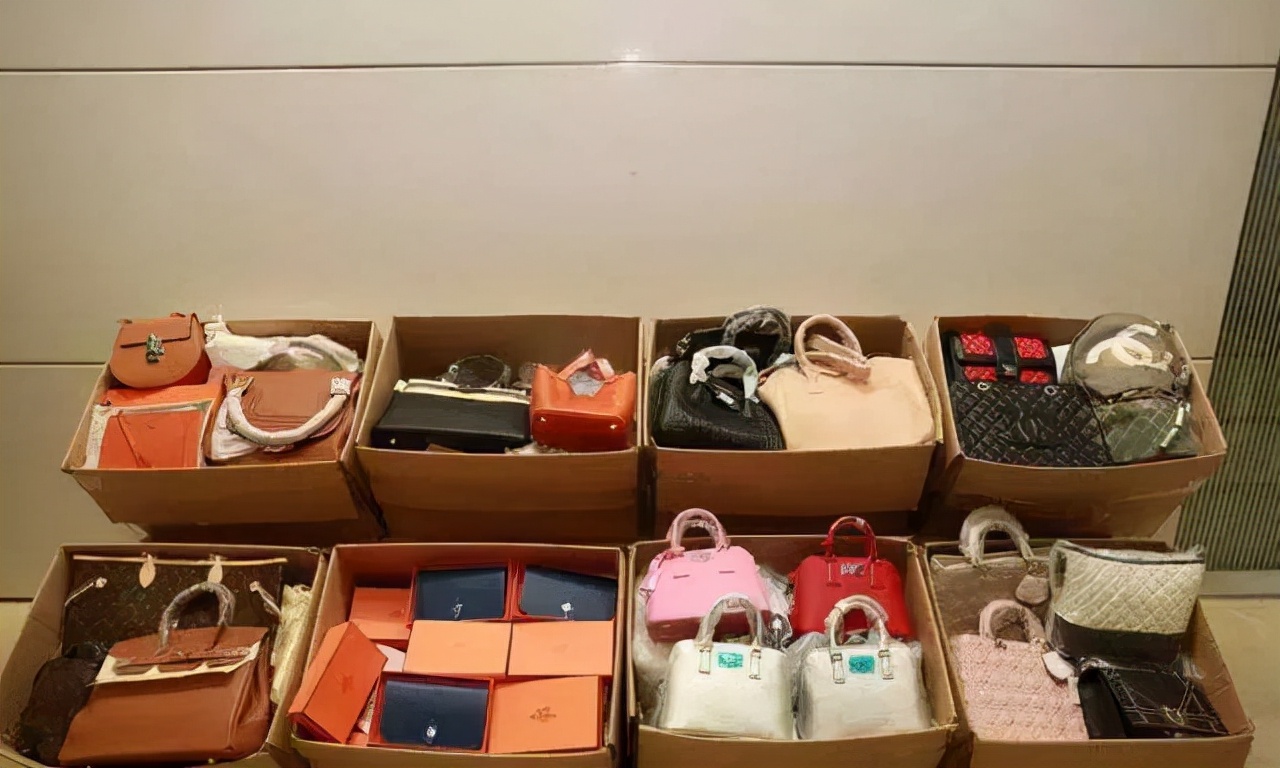 爱马仕包包鉴定真假应该看什么,爱马仕包图片能鉴定吗