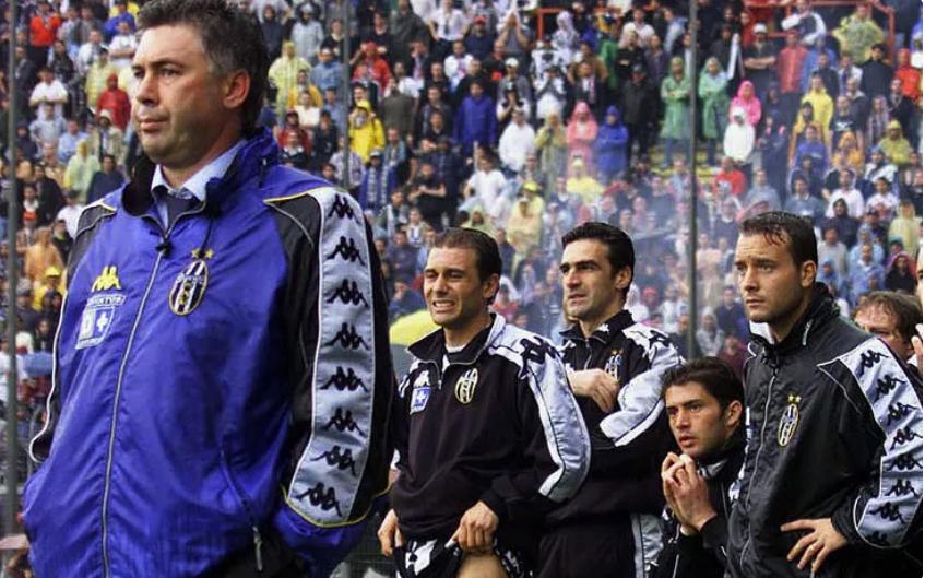 大雨中的足球比赛名场面,大雨足球比赛解说