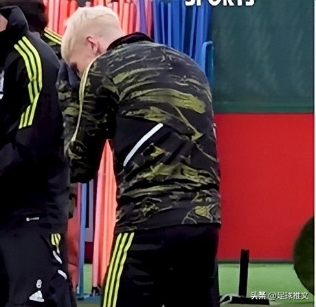 博格巴新赛季发型,发型设计大胆男