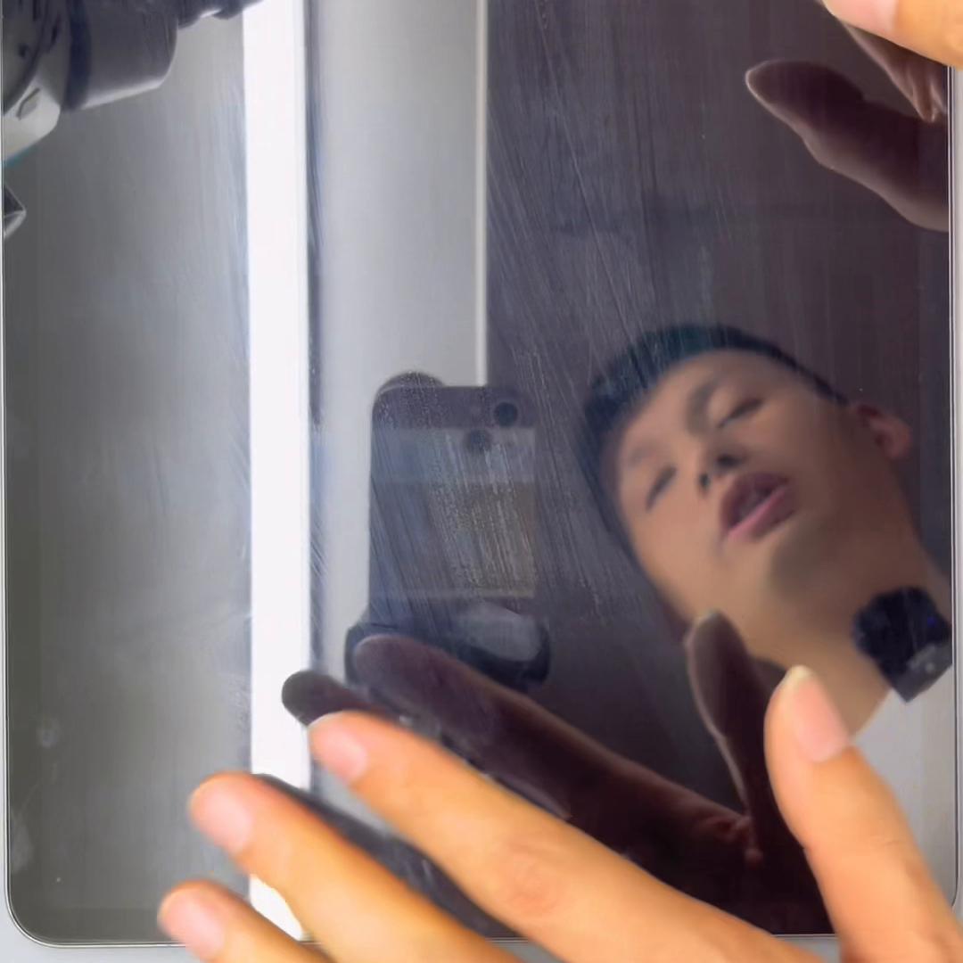 20款ipadpro黑屏有背光,ipadpro5代12.9屏幕不显示背光亮