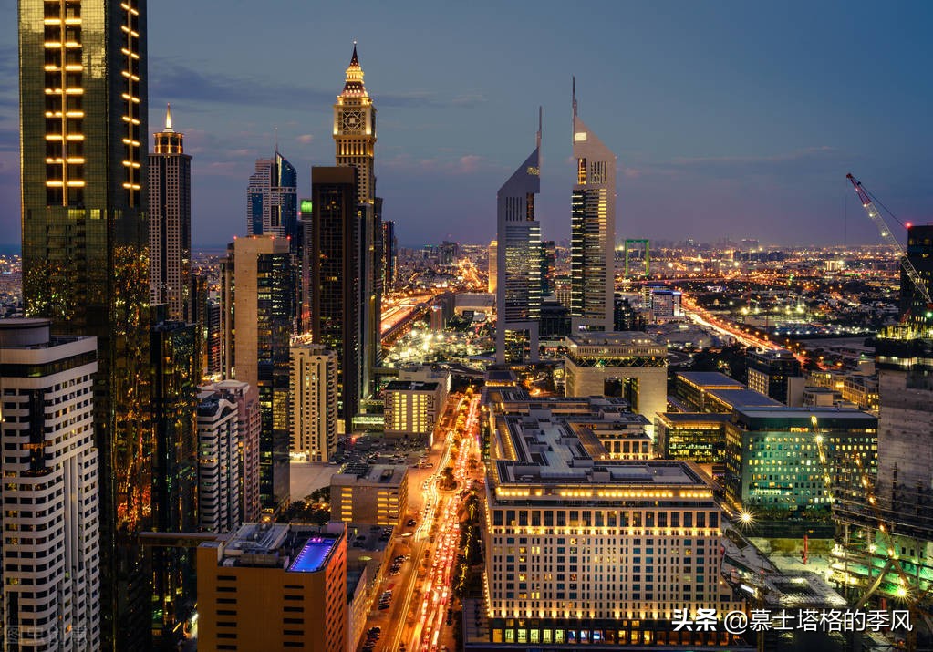 迪拜gdp有多少人民币,迪拜828高楼面积