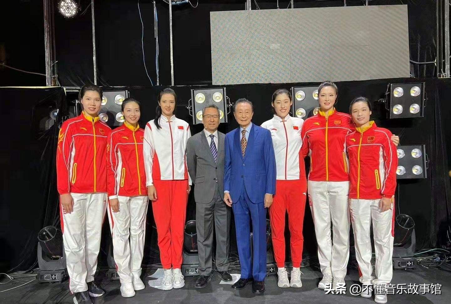 中国十大足球知名解说员,中国体育十大顶级人物