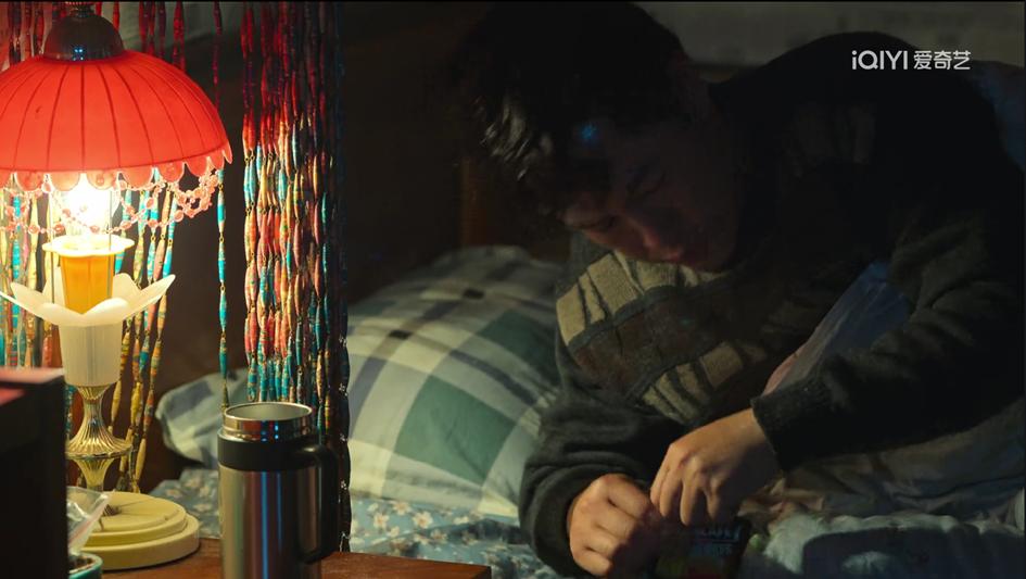 除了雀巢速溶，还有哪些“干嚼”咖啡配得上启强哥？