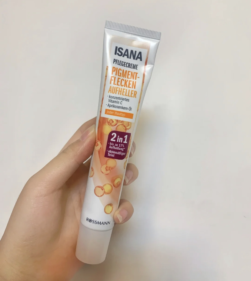 让你反复回购的宝藏护肤品,40岁好用不贵的护肤品国货