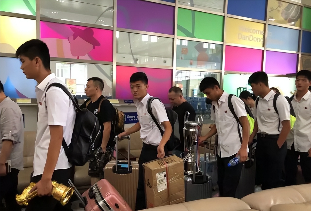 朝鲜观察，朝鲜人出国喜欢买什么东西？