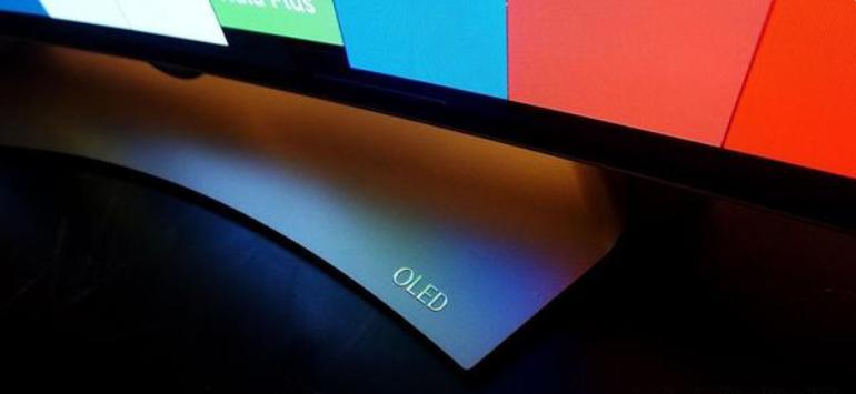 miniled和oled哪个显示效果好,迷你led和oled哪个更护眼