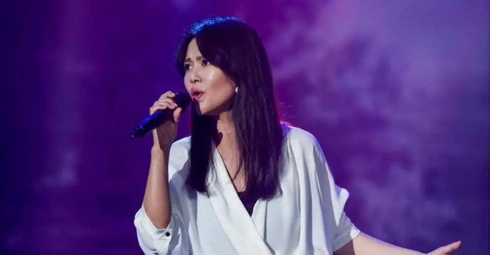 炎明熹和单依纯唱功对比,炎明熹和单依纯唱功分析