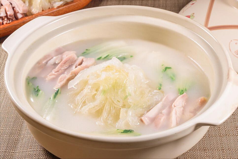 四道中老年人冬日养生汤,入秋喝什么汤对老年人好