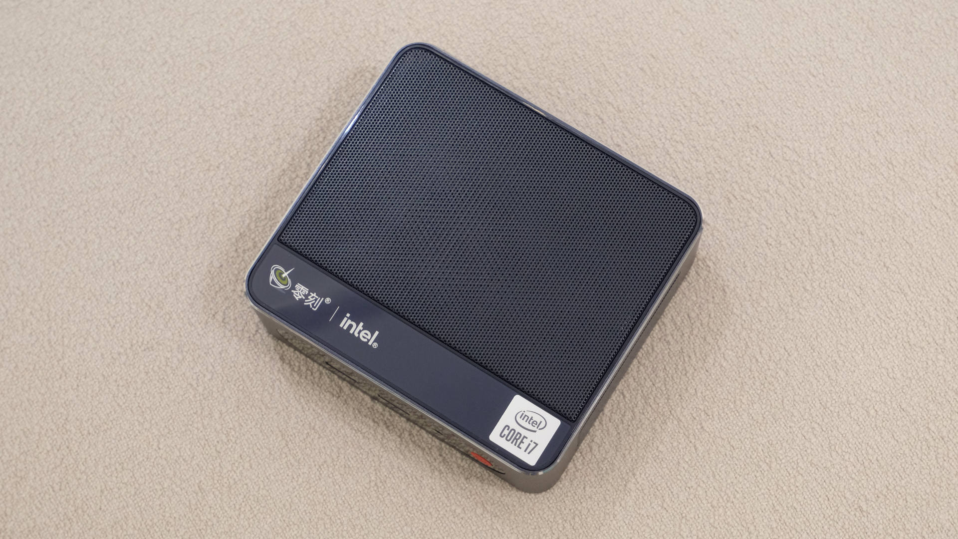 居家办公不再狼狈，可以放进包里的电脑主机：零刻SEi10