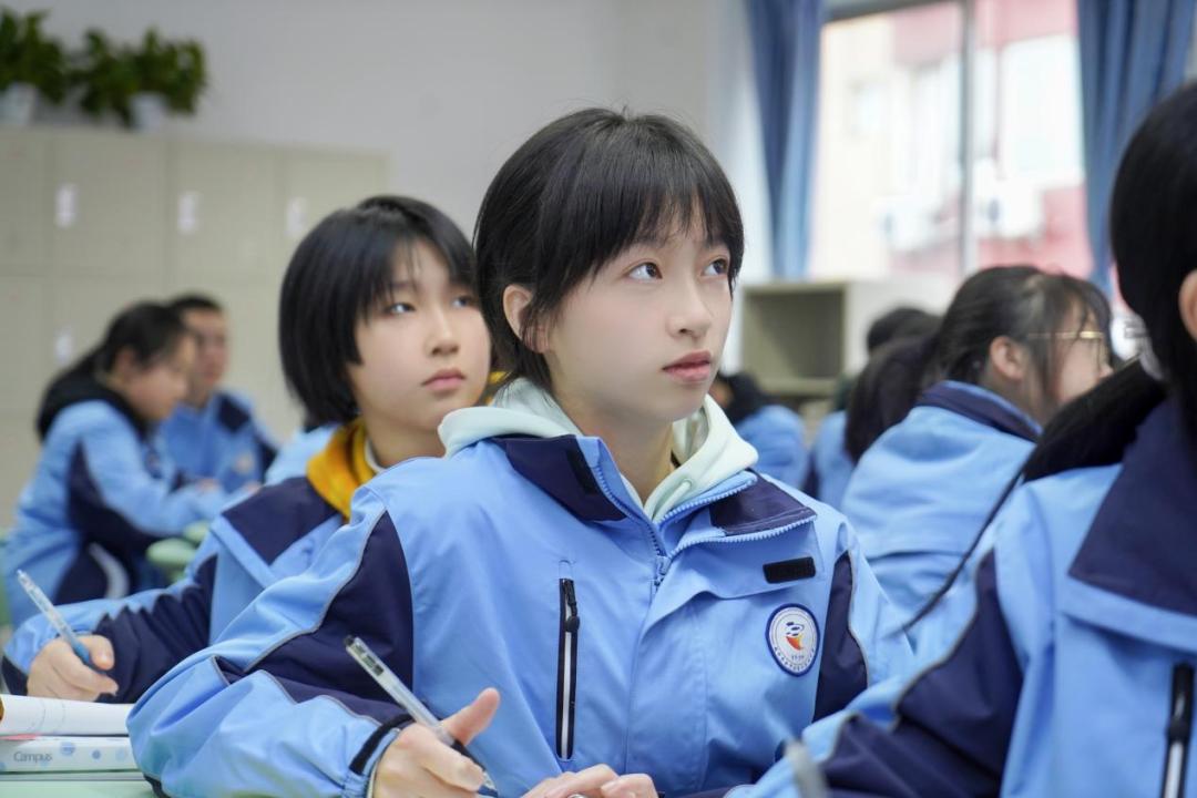 成都市实外学校,成都市金牛实外高级中学