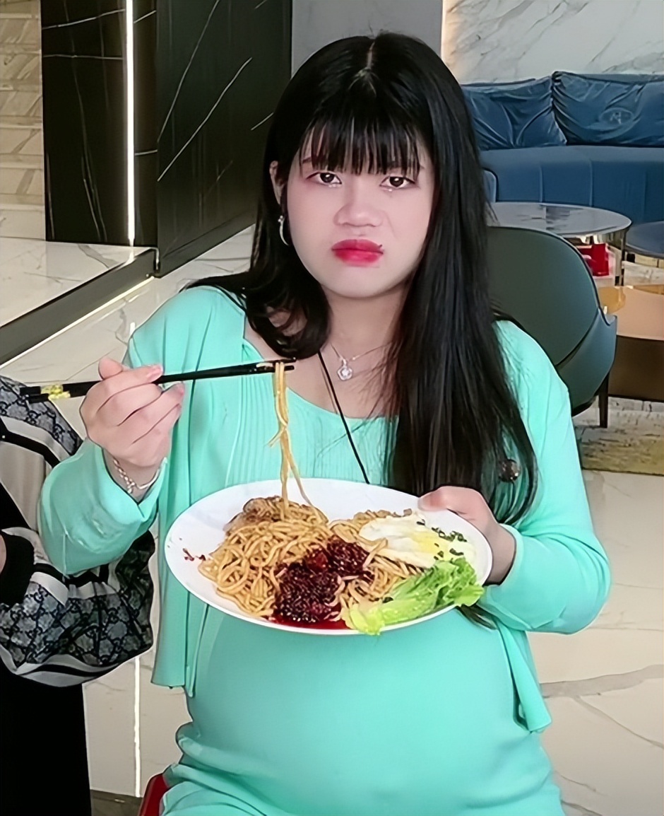 网红陈三废怀孕视频,网红陈三废妻子生产视频