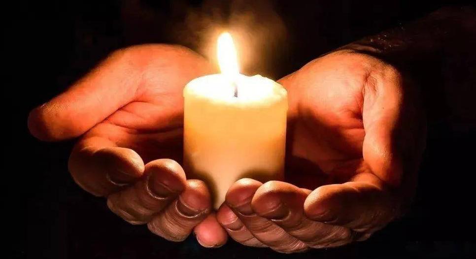 单亲家庭长大的孩子性格有问题,单亲家庭孩子两种人格