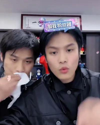 小杨哥陈赫合体直播,小杨哥与陈赫直播