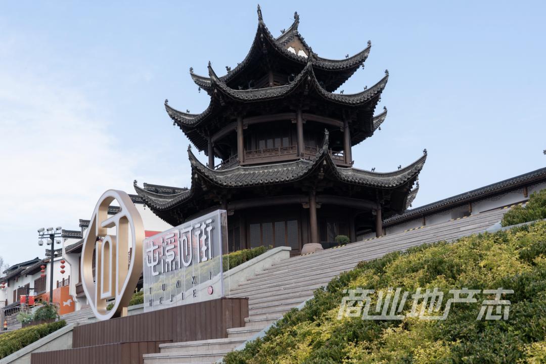 黄山风景屯溪老街,夜游黄山屯溪老街一角