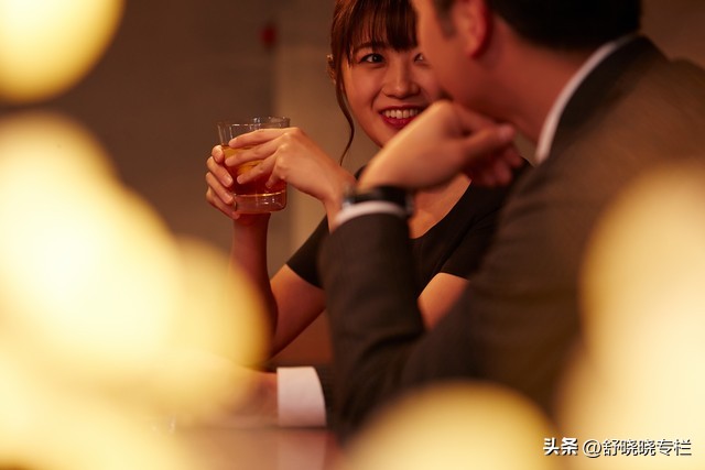 一场愉悦的相亲方式，饭搭子的暧昧