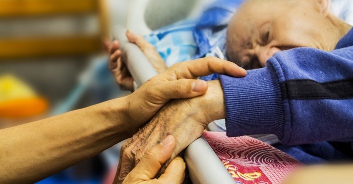 南京失能老人智能护理机器人,护理型智能机器人