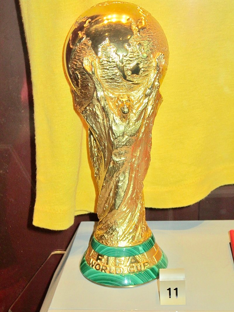 1974年的世界杯东德与西德队比赛,1974年西德世界杯