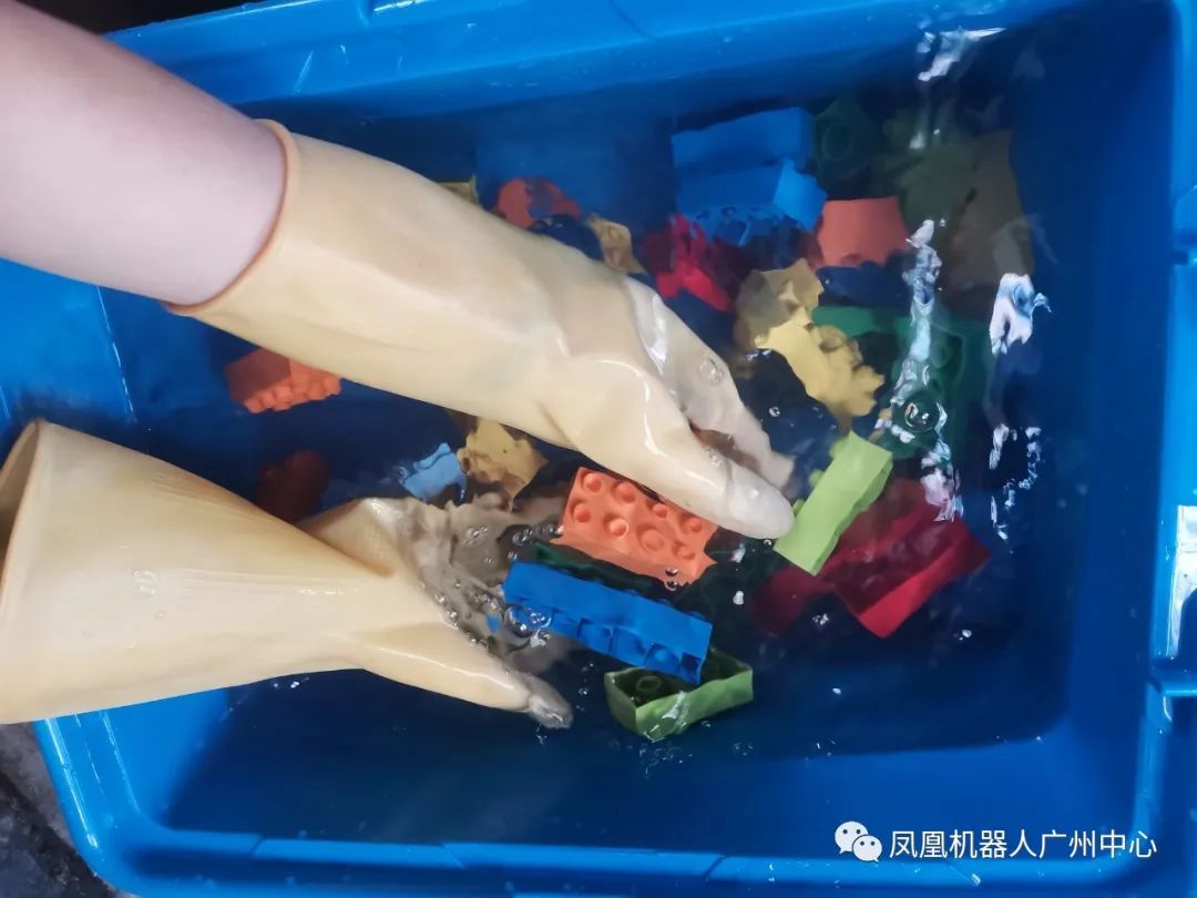 战疫停课不停学直播,抗击疫情停课不停学在家学习