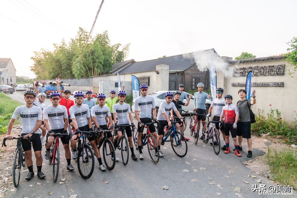 迪卡侬新款公路车发布会,迪卡侬公路车测评