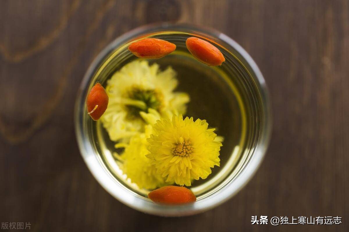 饮食里的中药之枸杞：子，补肝肾益精明目；根，凉血清肺降火