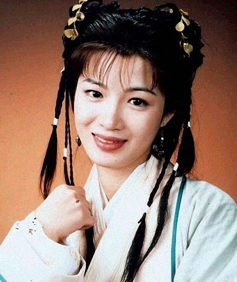 朱珠有多少情史,朱珠的第一任男友是谁