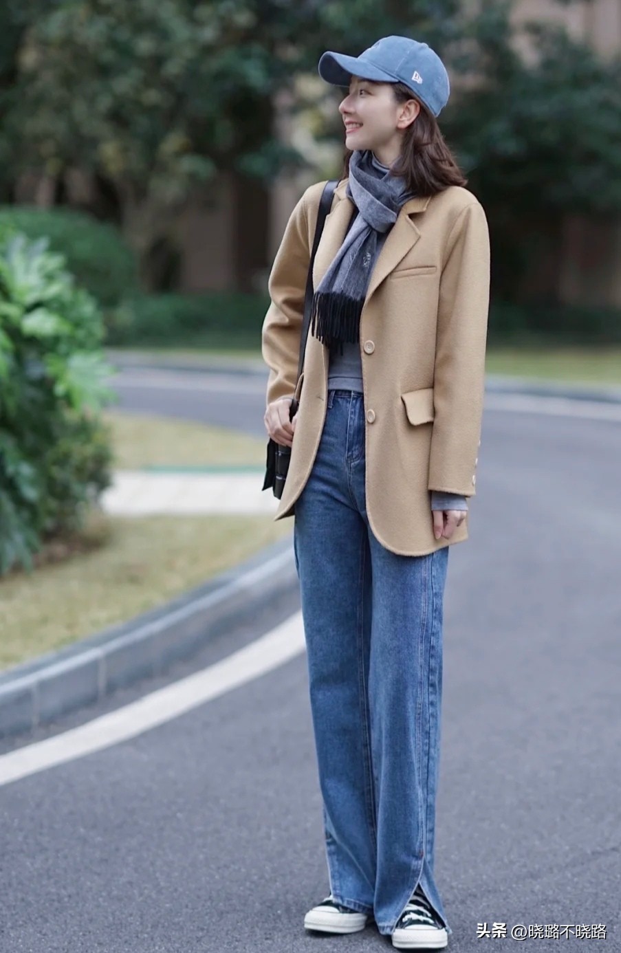 烟管裤搭配毛呢西装外套,西装烟管裤穿搭女春秋搭配高级感