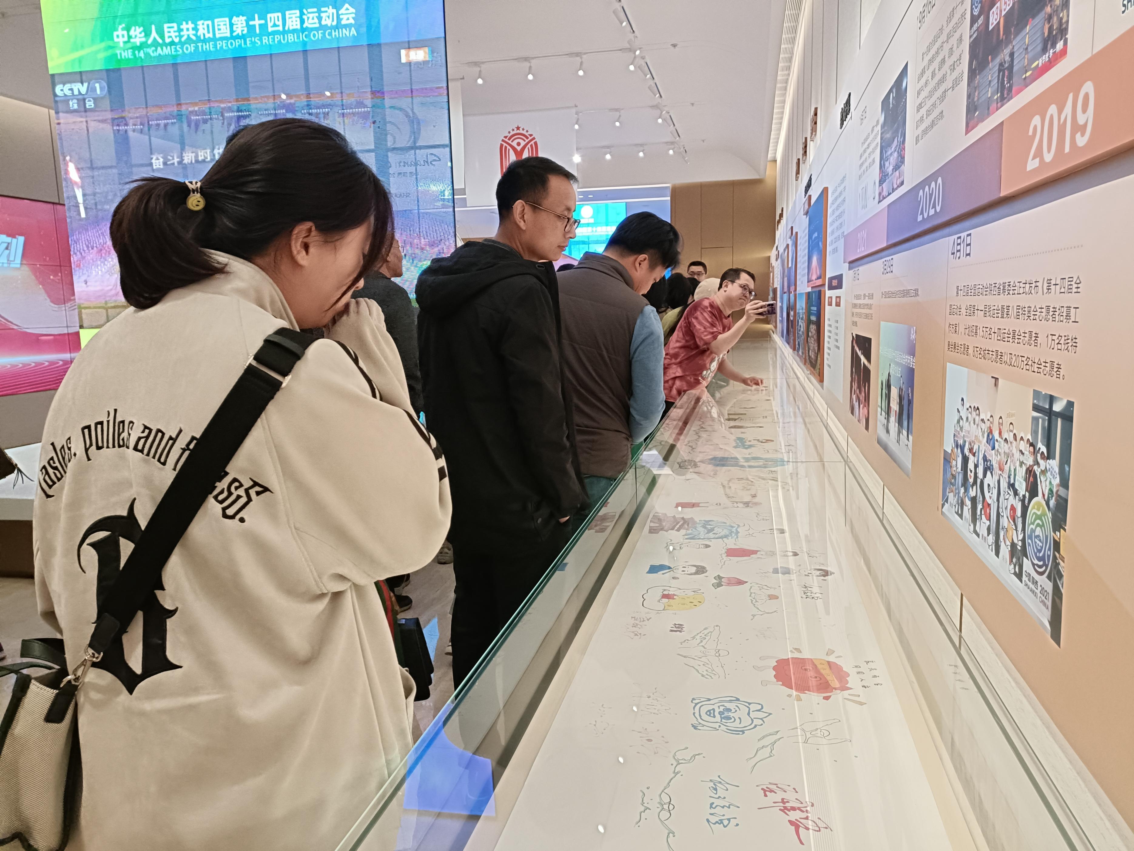 记者参观西安,记者带你走进西安