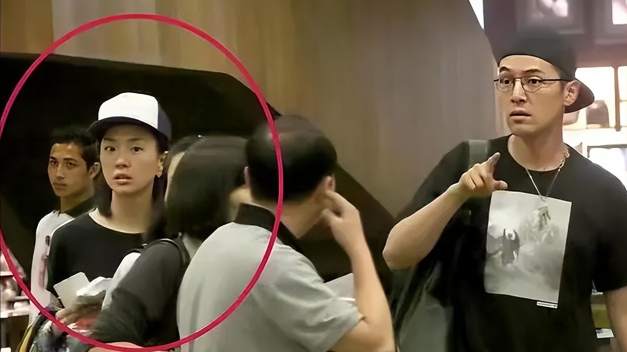 胡歌老婆黄曦宁的资料,胡歌老婆黄曦宁差几岁