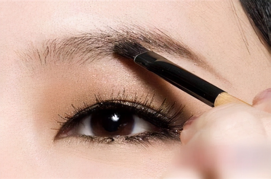 10个变好看的新手化妆技巧,10个你不知道的化妆技巧