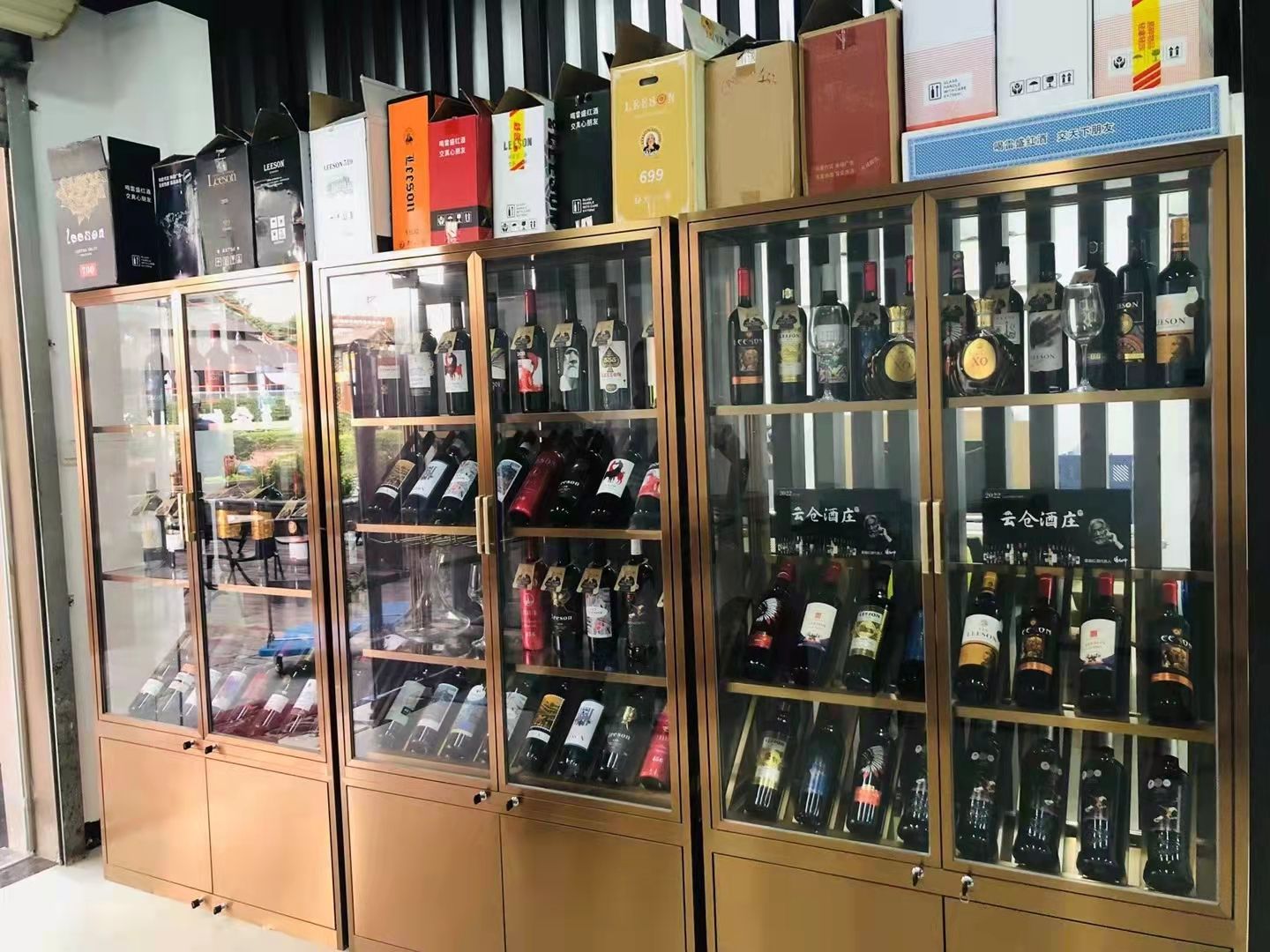 如何识别雷盛红酒的价格,雷盛红酒怎么这么便宜