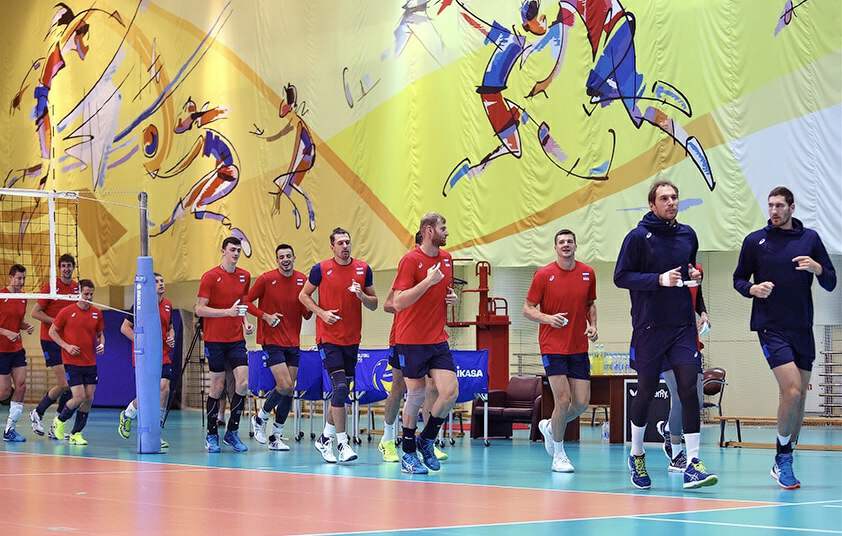 中国男排u17,u19中国队vs沙特