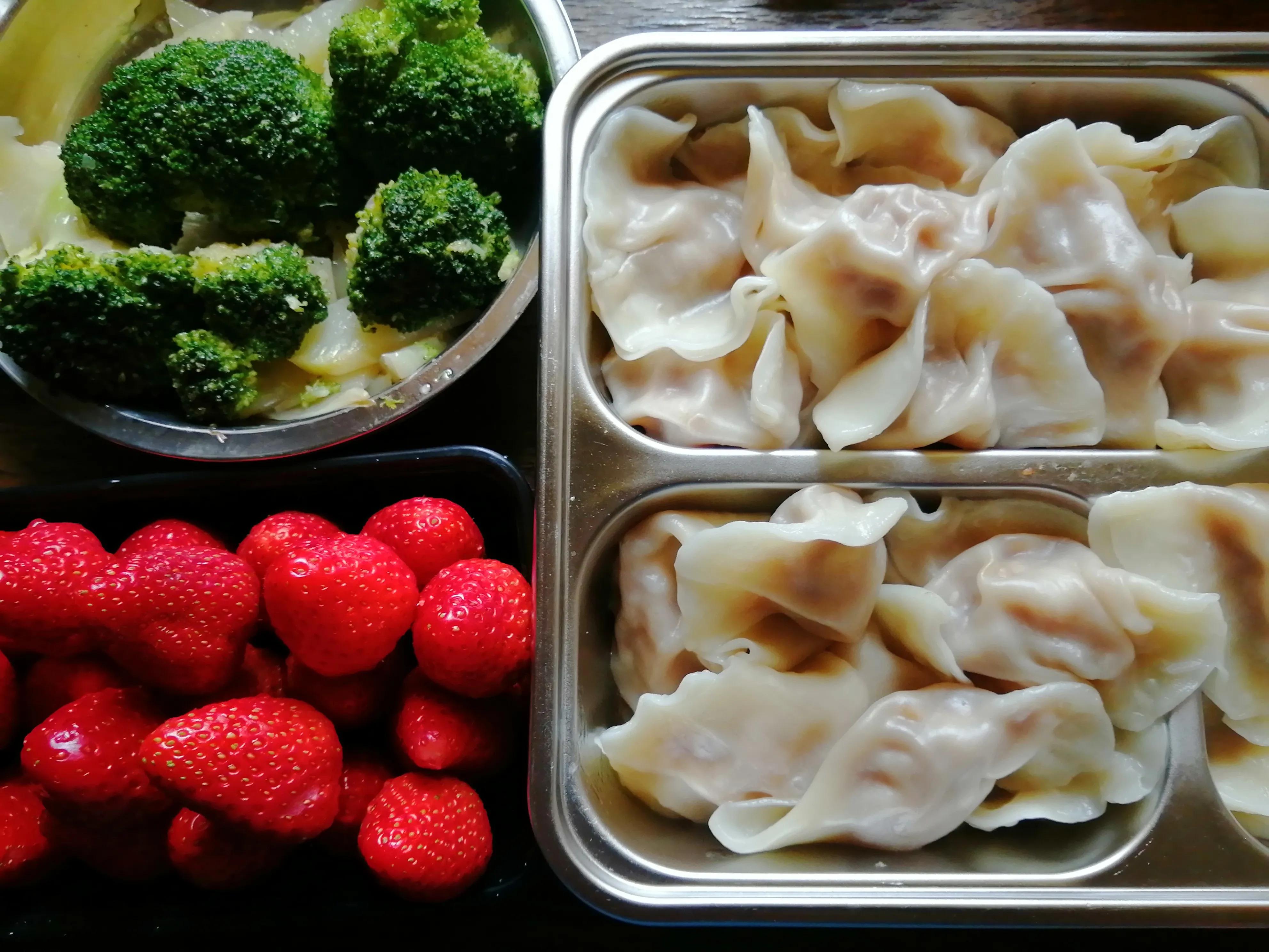 把这大袋小包药，换成大捆小捆菜，大本小本书多好