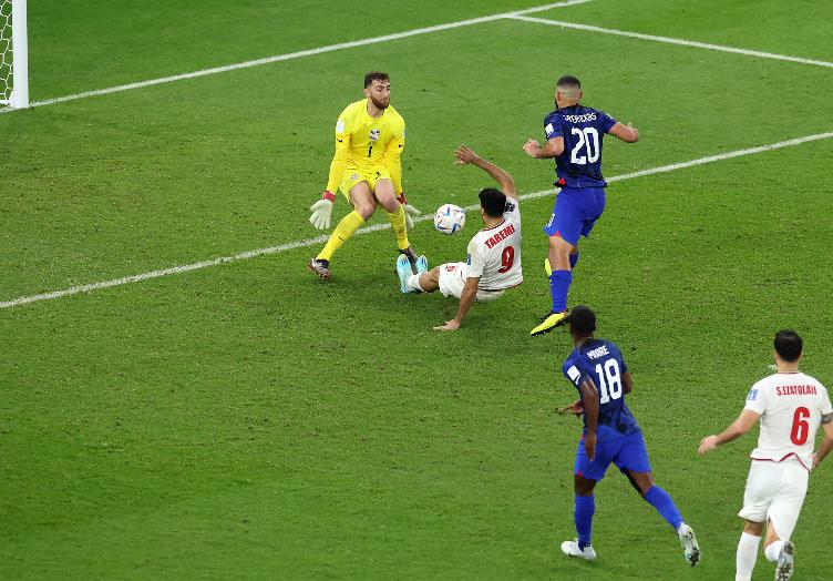 美国足球世界排名为什么靠前,美国足球排名不低为什么还说弱