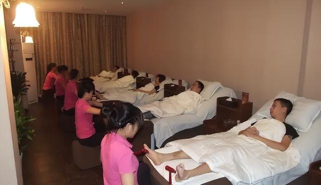 湖南足浴店*技师女**太漂亮，网友蠢蠢欲动：能见一面被骗也值了纪实