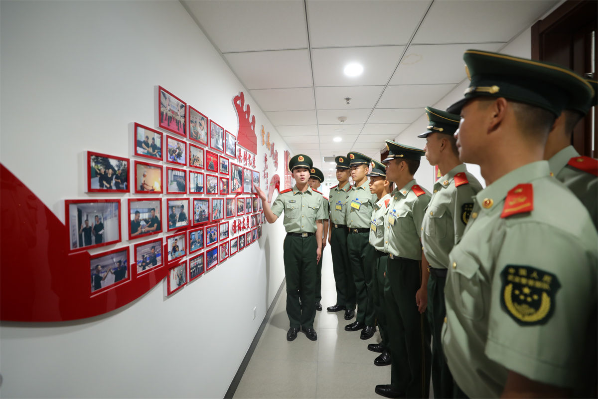 欢迎新同志的加入,欢迎新同志们来到军营