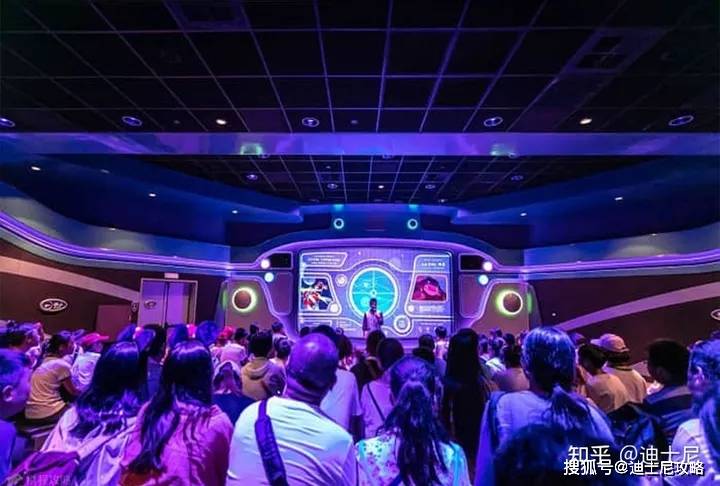 夏天少晒太阳，2023上海迪士尼详细攻略带娃、情侣、家庭出游必看