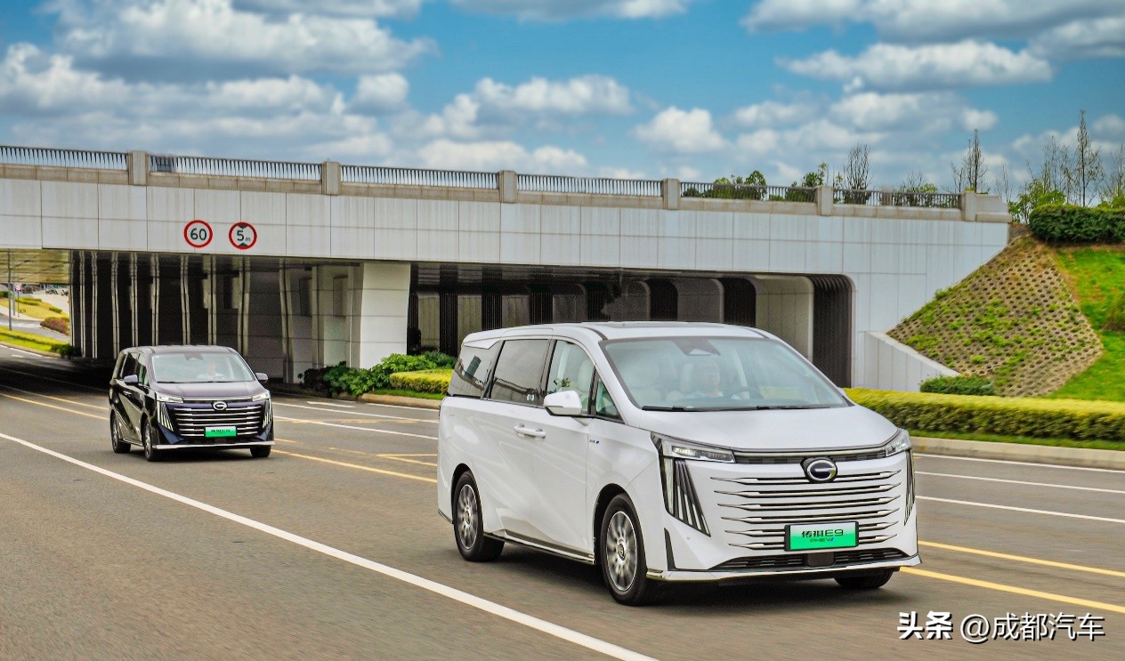 抢先试驾mpv王者腾势d9,试驾腾势d9mpv混动