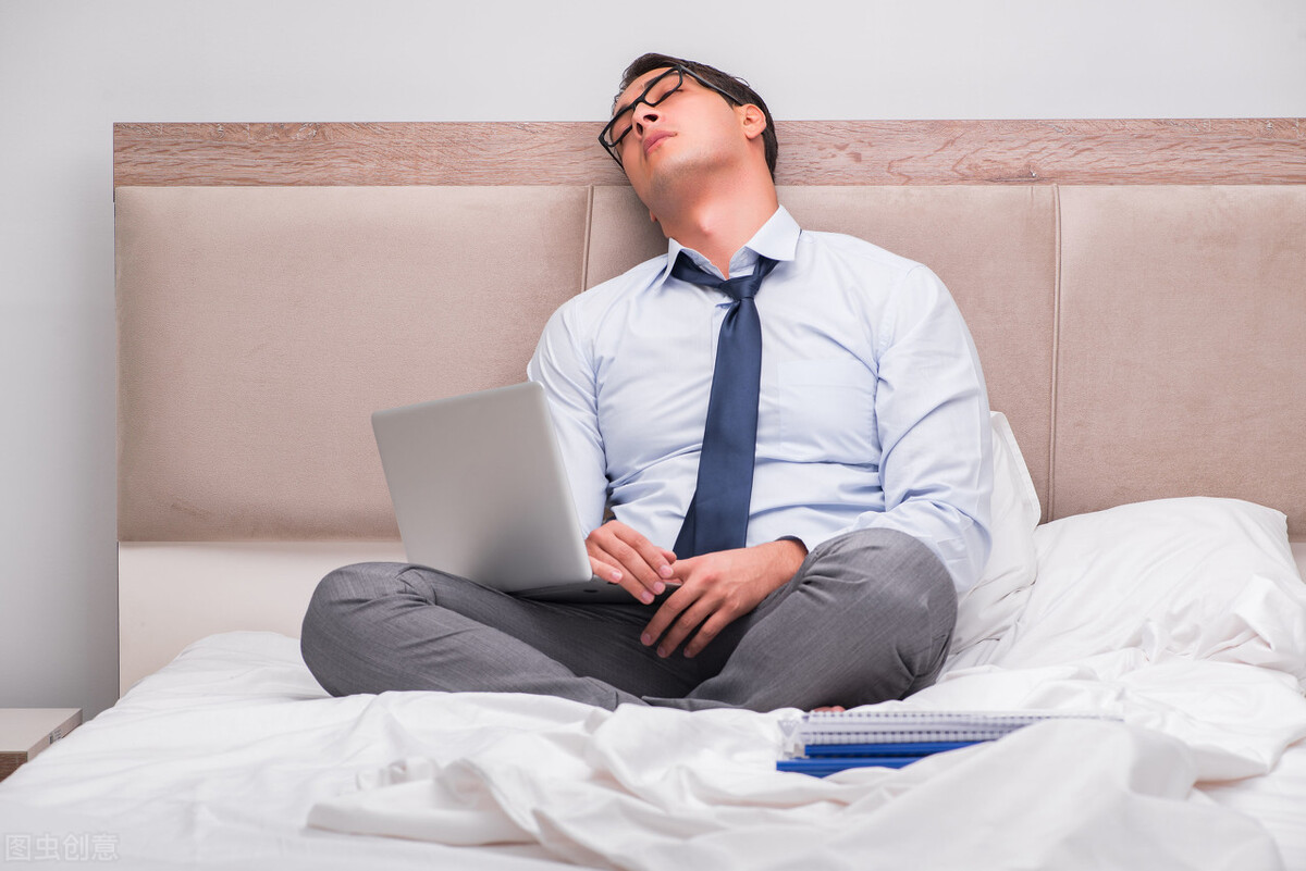 什么都没做但是又累又困,什么都没做却感觉很累视频