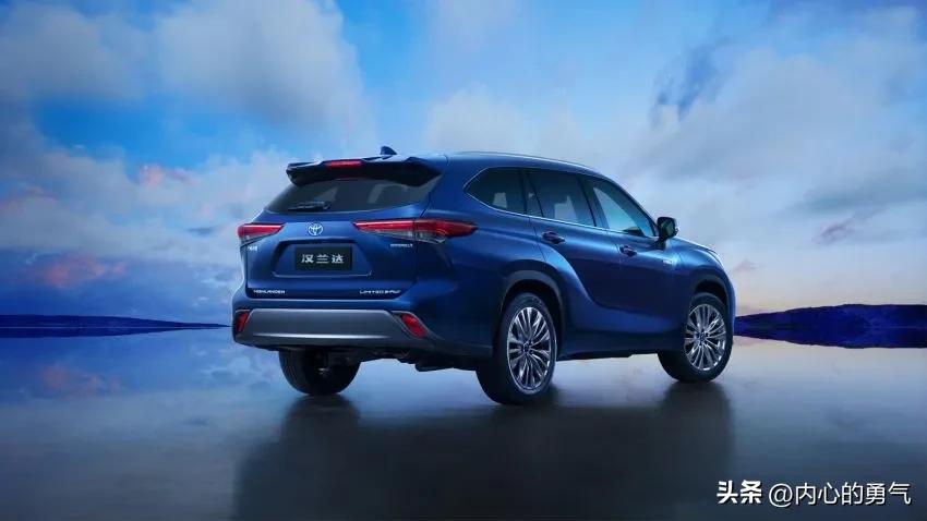 汉兰达混动四驱七座最低配,混动汉兰达和普通汉兰达