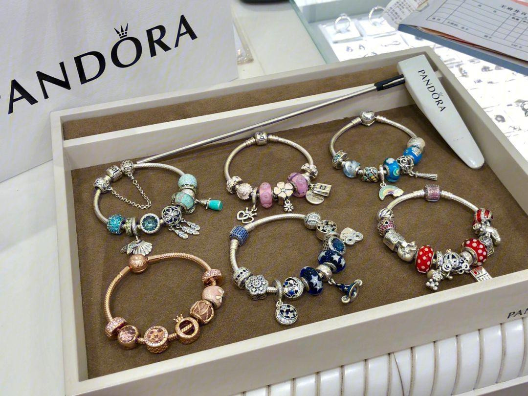 去泰国不能带上飞机的物品,泰国机场免税店必买物品清单