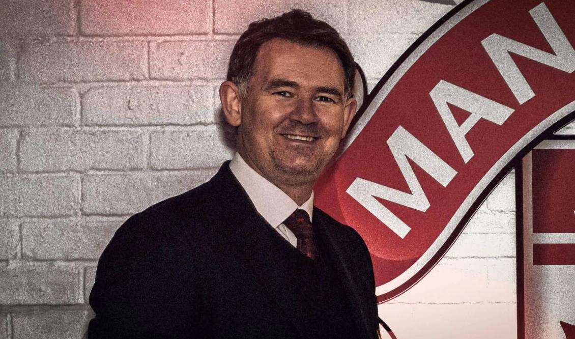 马斯克400多亿收购平台,马斯克称要收购曼联