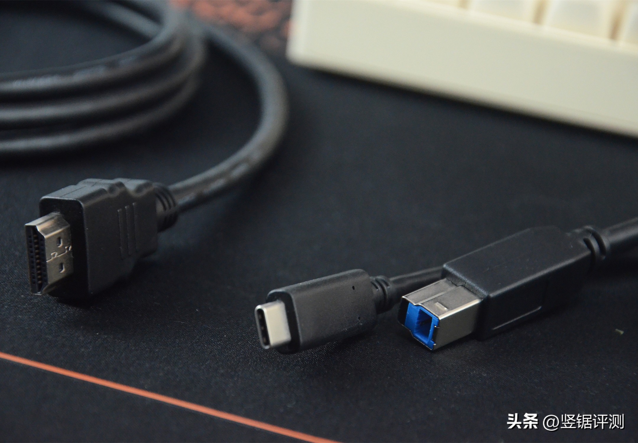 最有性价比的32寸2k显示器,最具性价比32寸曲面显示器推荐