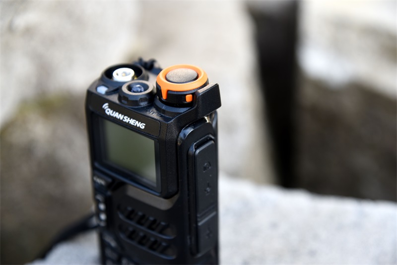 泉盛k5对讲机调频视频教程,泉盛uvk5是什么对讲机