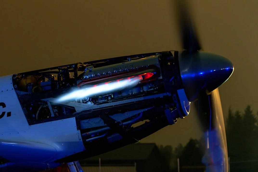 美国最新军用发动机f135推重比,为什么说f135不是第四代发动机